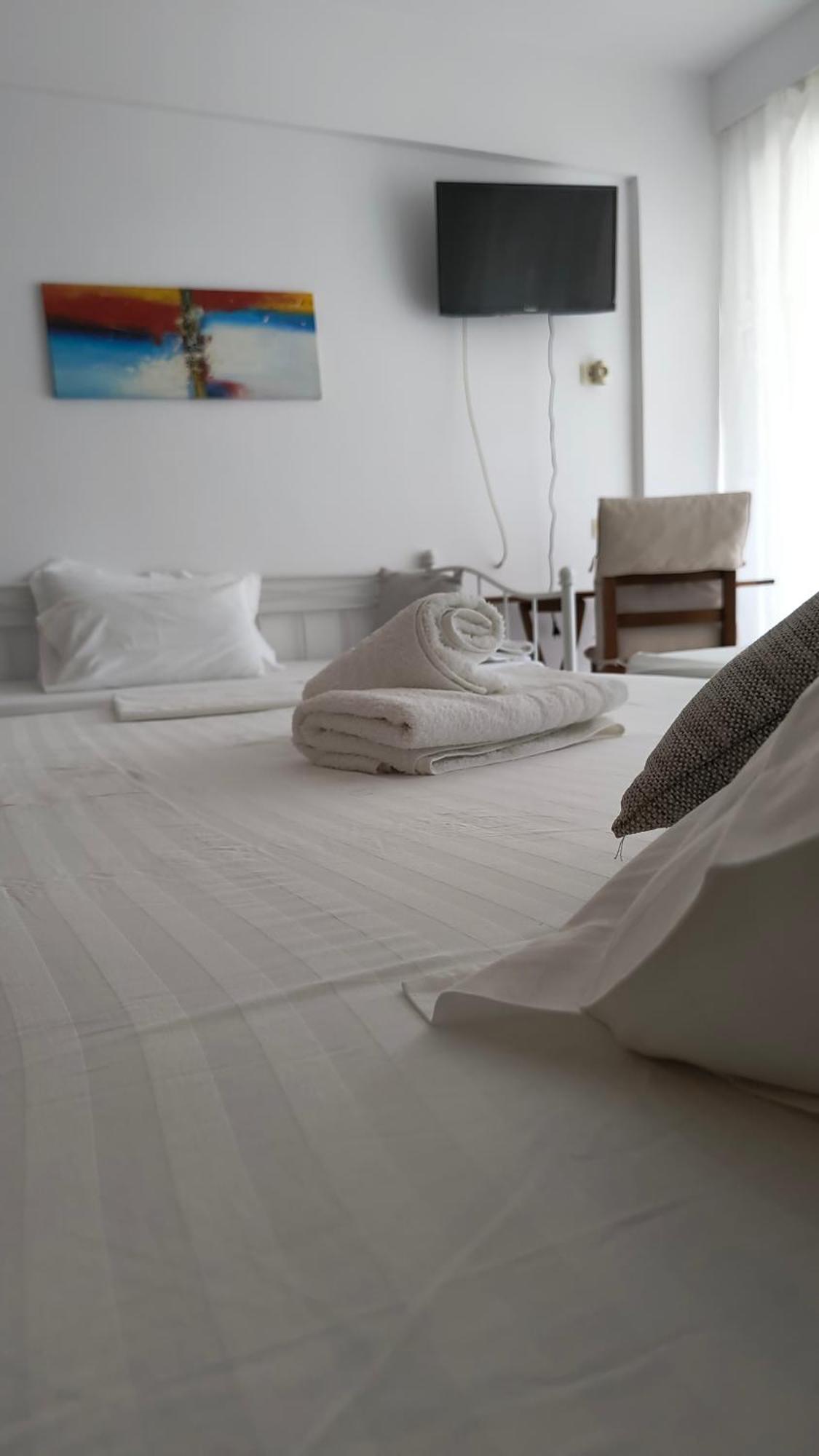 Polyxeni Apartments & Rooms Кепаро Екстериор снимка