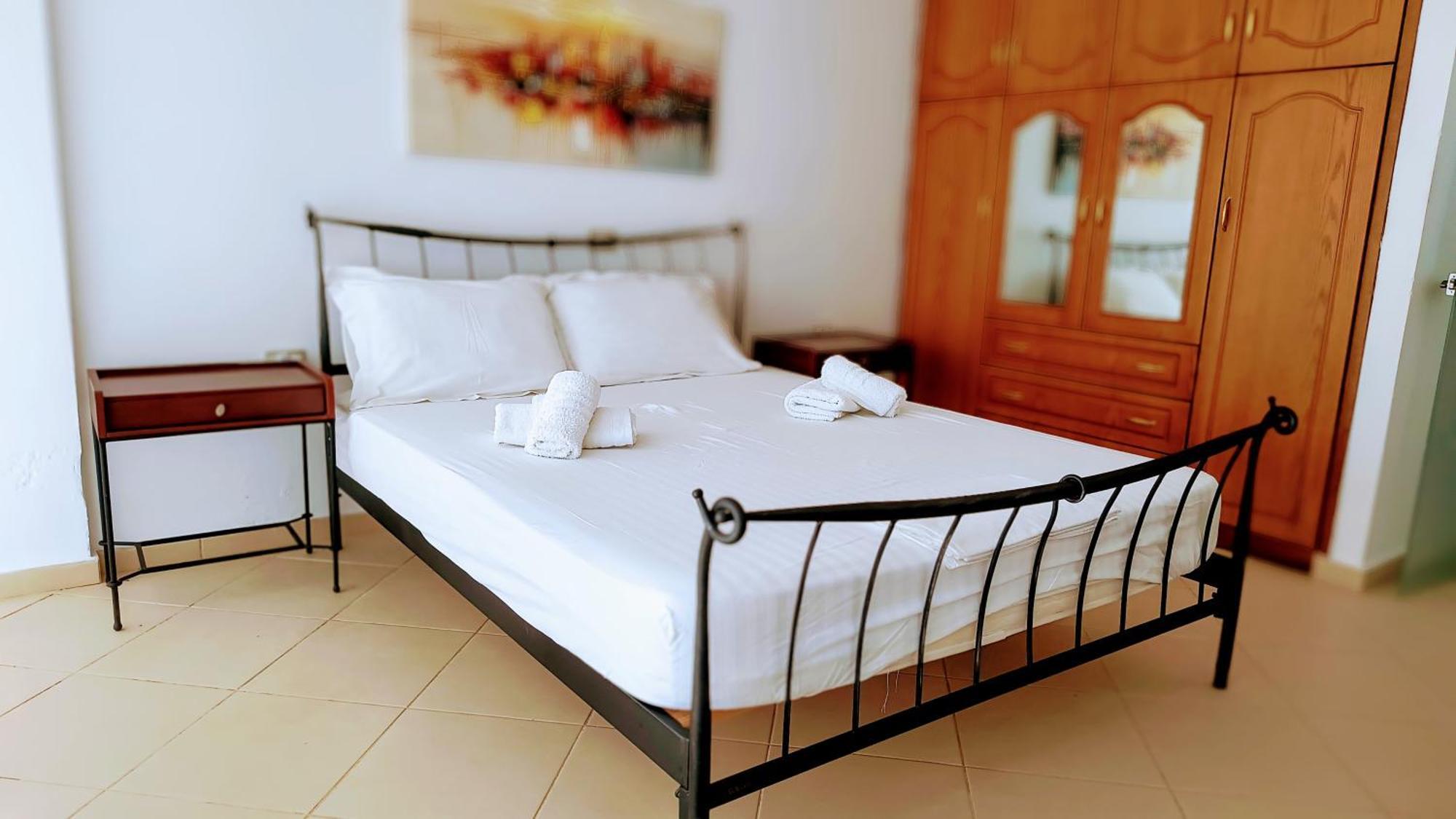 Polyxeni Apartments & Rooms Кепаро Екстериор снимка
