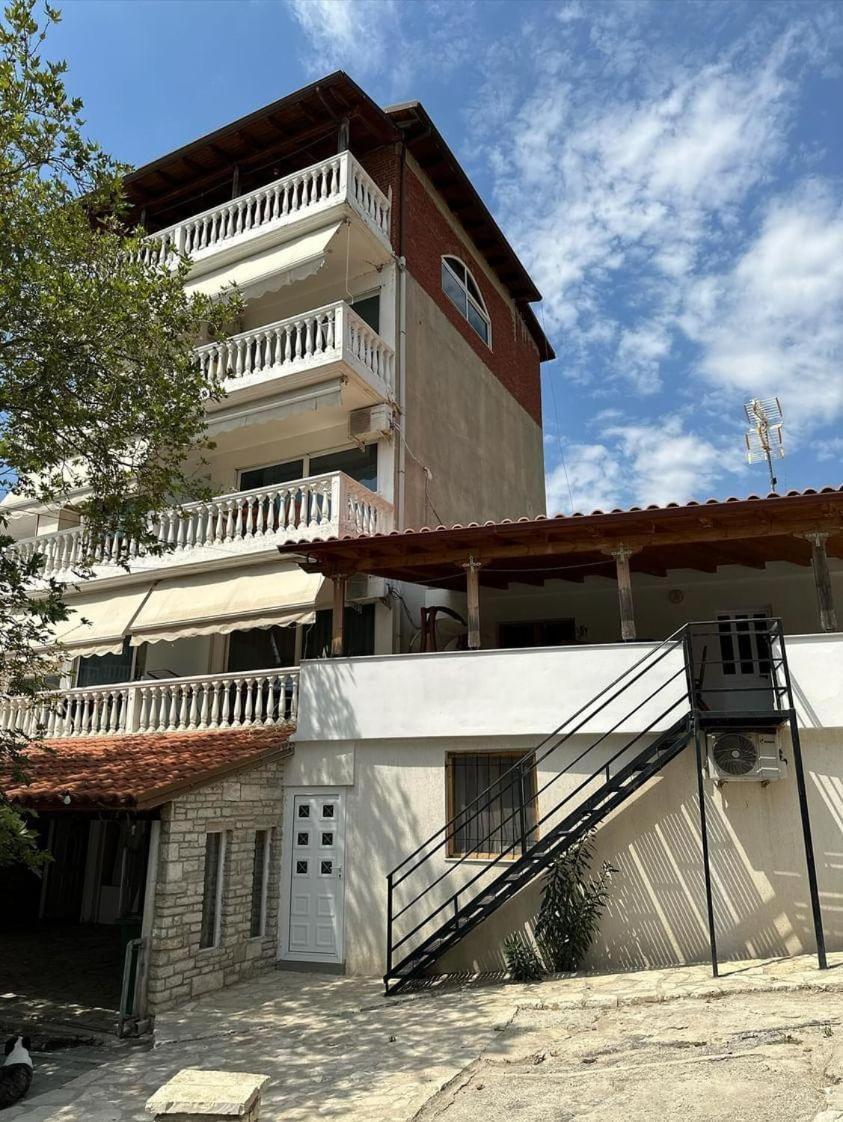 Polyxeni Apartments & Rooms Кепаро Екстериор снимка