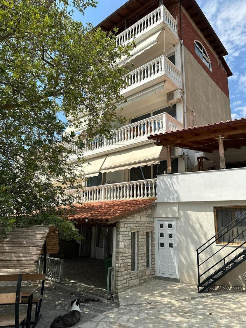 Polyxeni Apartments & Rooms Кепаро Екстериор снимка