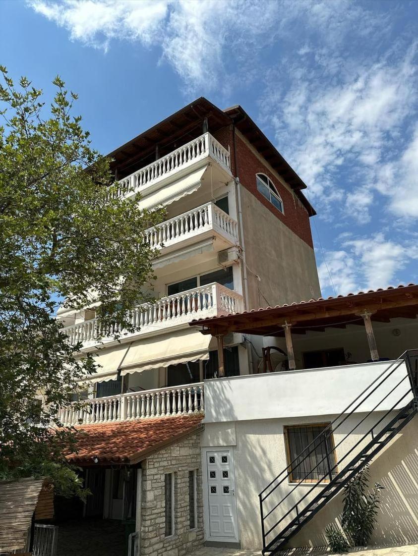 Polyxeni Apartments & Rooms Кепаро Екстериор снимка